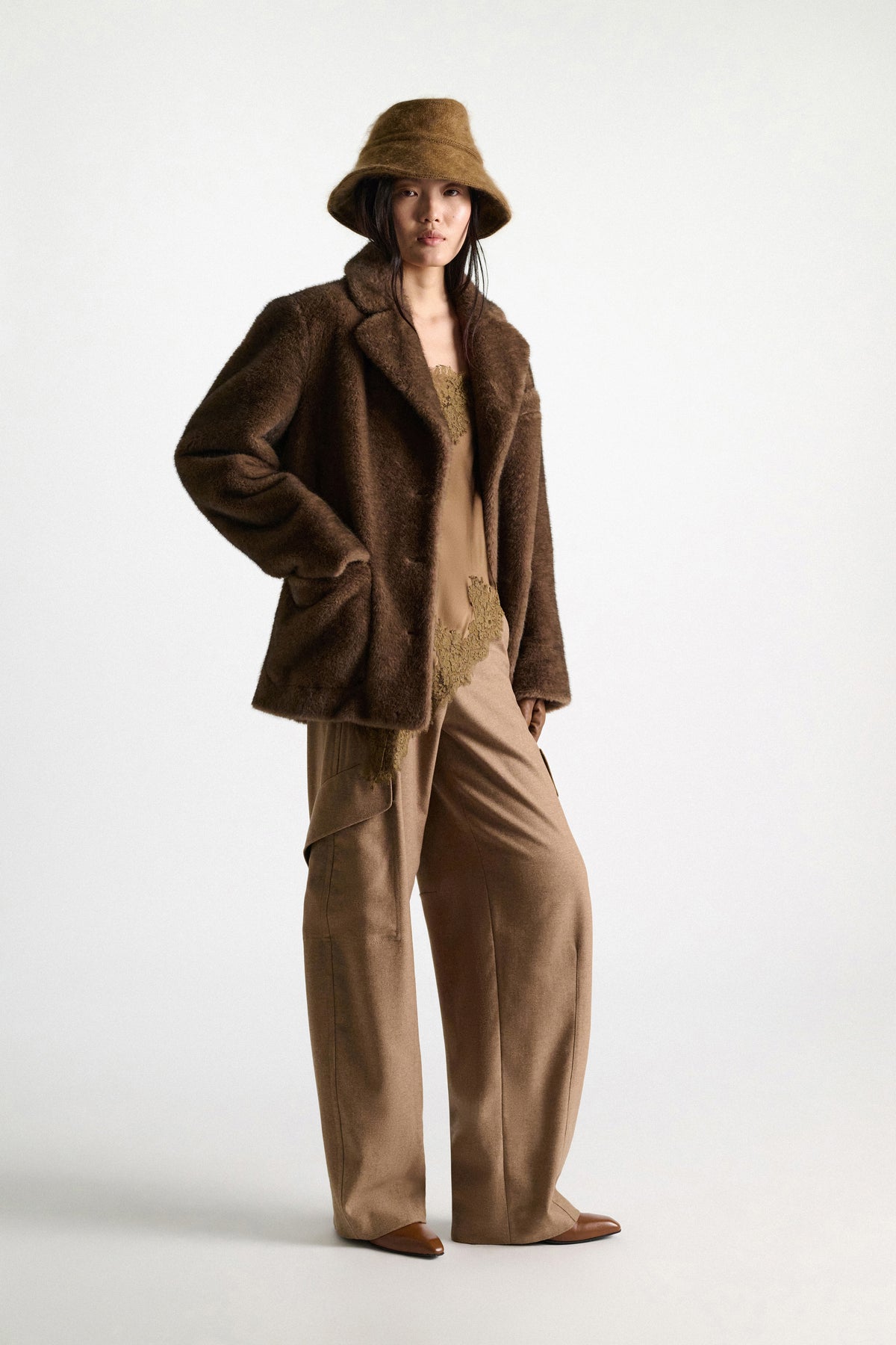 Light Pant